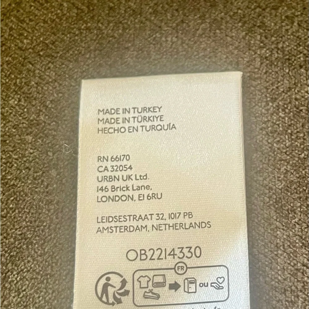 Anthropologie White midi dress. Size small but run big.  100% cotton and poly - Picture 5 of 5